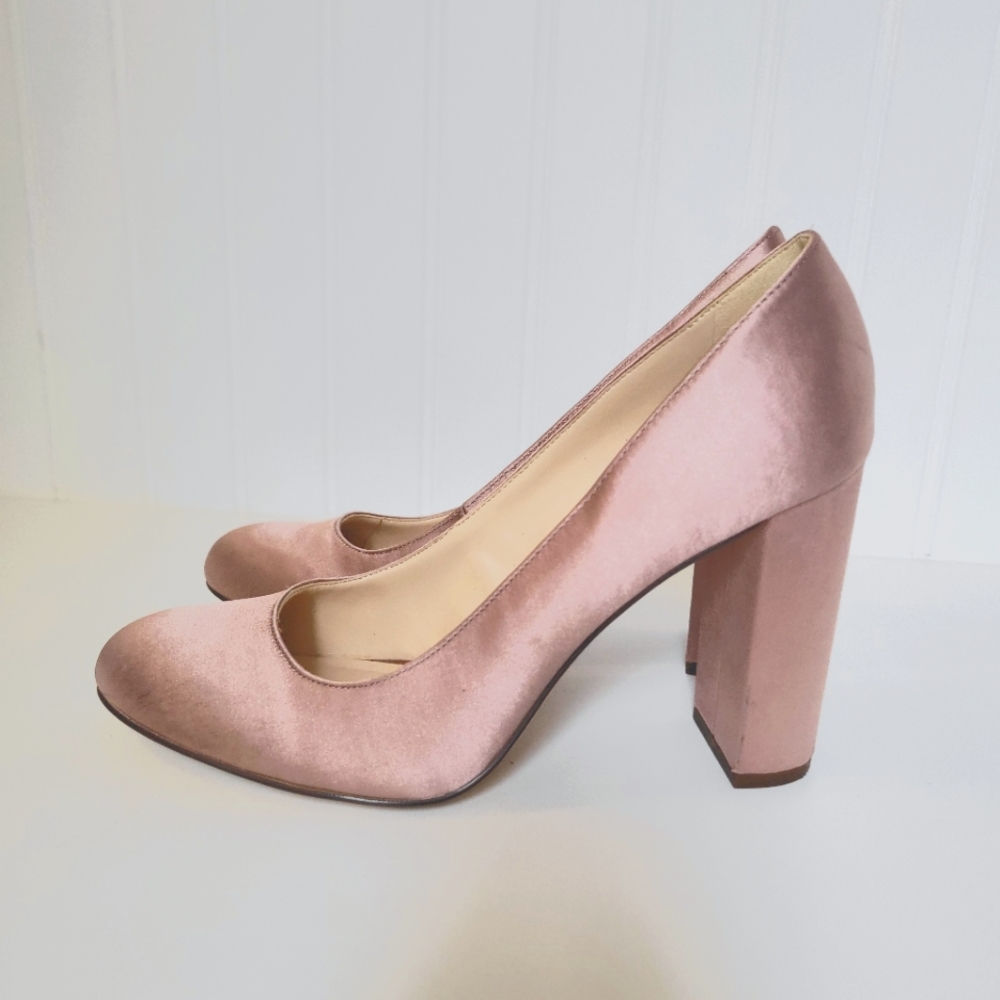 Vintage Nine West Satin platform heels